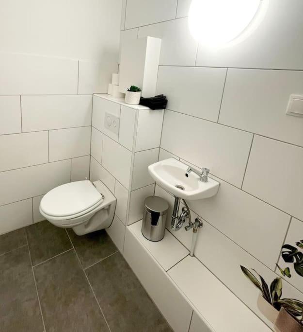 Grosse 3-Zimmer Wohnung, Zentrale Lage. Mülheim an der Ruhr Eksteriør billede