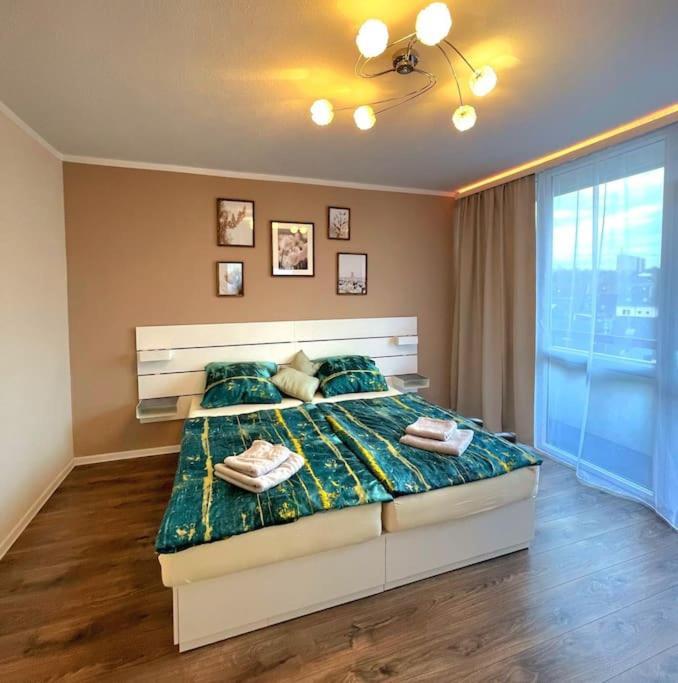 Grosse 3-Zimmer Wohnung, Zentrale Lage. Mülheim an der Ruhr Eksteriør billede
