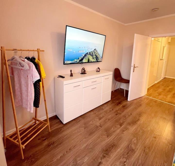 Grosse 3-Zimmer Wohnung, Zentrale Lage. Mülheim an der Ruhr Eksteriør billede