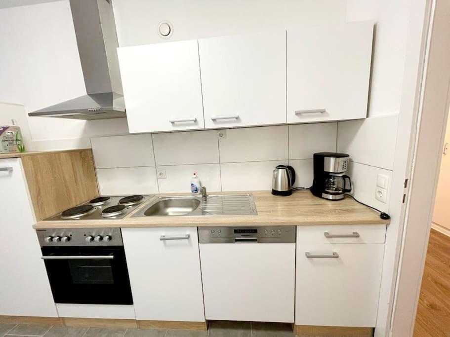 Grosse 3-Zimmer Wohnung, Zentrale Lage. Mülheim an der Ruhr Eksteriør billede