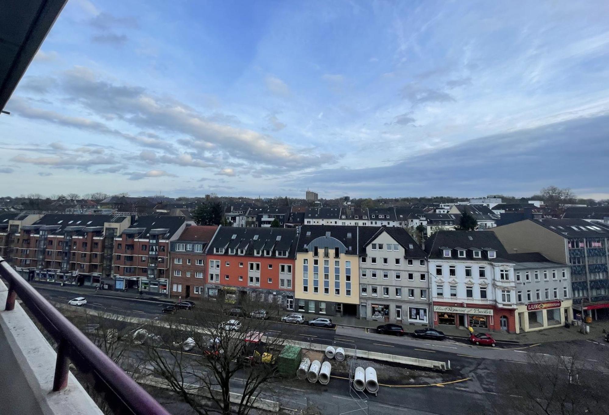 Grosse 3-Zimmer Wohnung, Zentrale Lage. Mülheim an der Ruhr Eksteriør billede